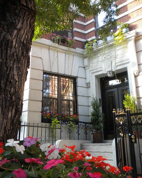 1st image of 261 W 137th St #3