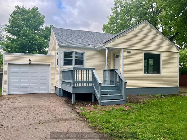 1110 W 10th St, Grand Island, NE 68801
