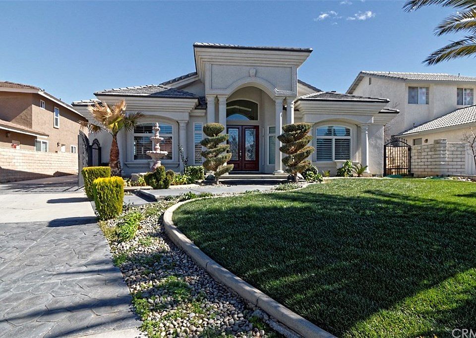 1st image of 12865 Amberwood Ln