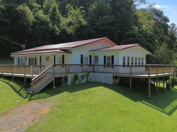 14439 Holbrook Chapel Rd, Coeburn, VA 24230