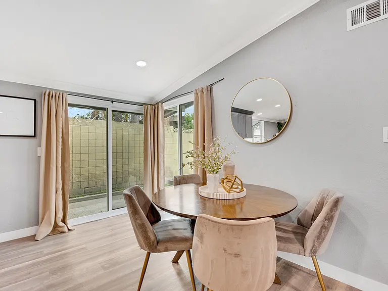 9582 Parade St — Photo 42
