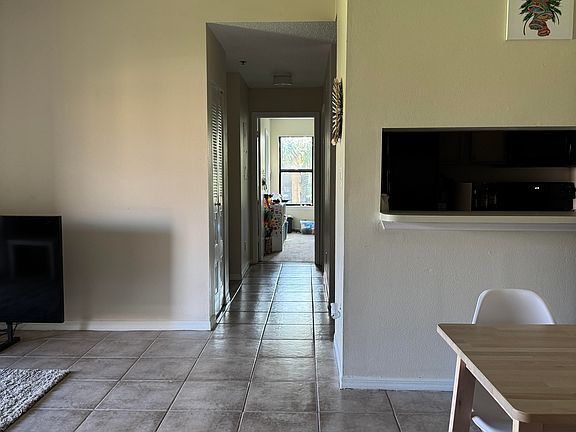 4th image of 4037 Crockers Lake Blvd #28