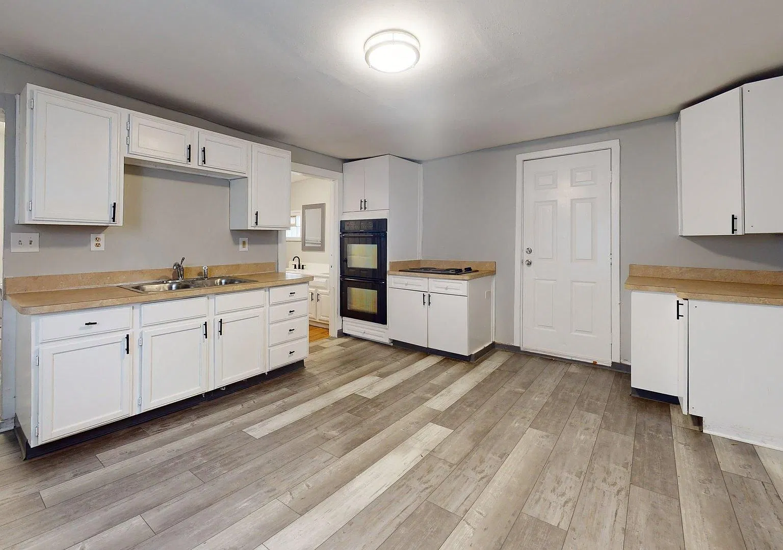 Detroit Shoreway / Wakefield Area - 3 Bedroom Single Family Home — Photo 1