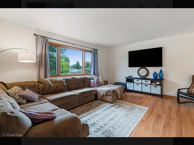 20698 N Eugene Ave — Photo 2