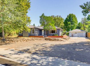 2137 E Jackson St, Medford, OR 97504