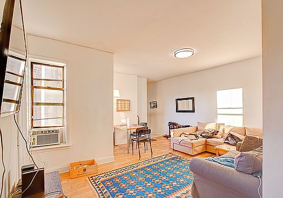 1st image of 19 Central Park N #61