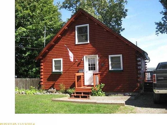 3rd image of 12 Lincoln Dr