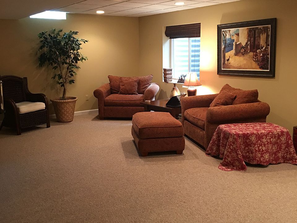 1st image of 22134 Beech Knoll Dr