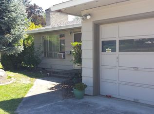 1424 SE Fortune Dr, Medford, OR