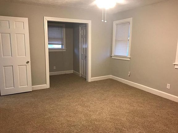 4th image of 6 W Harrison Ave