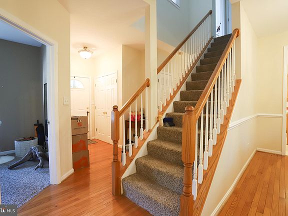 2nd image of 11702 Mayflower Ct