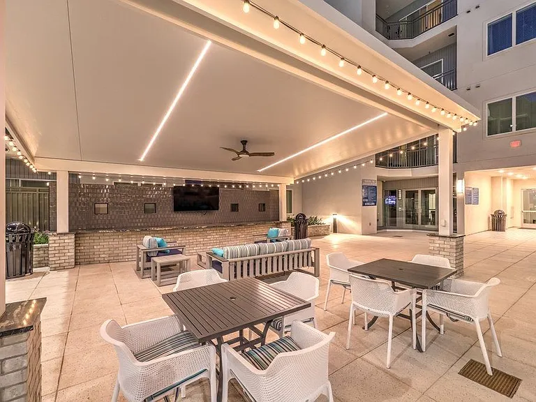 Lura Vegas Apartments — Photo 80