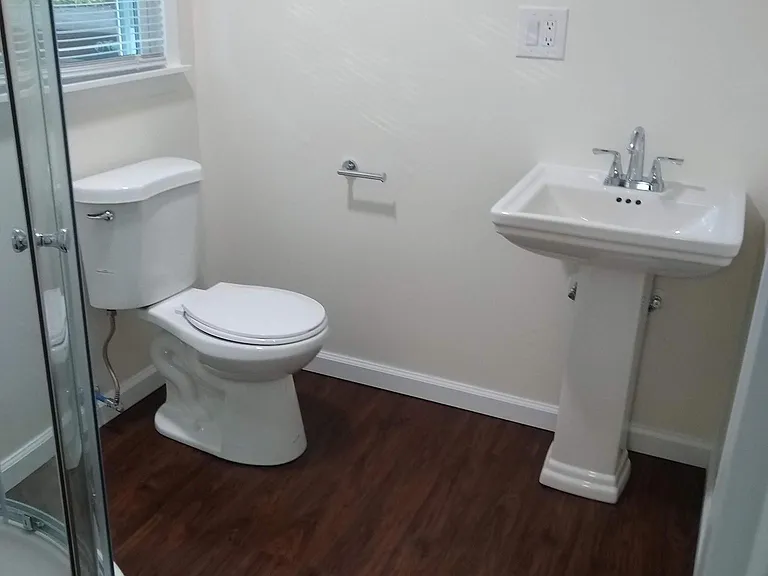 Downstairs Full Bath