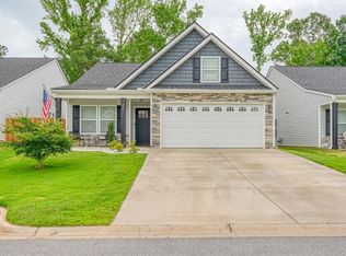 229 Minnie Crain Dr, Inman, SC 29349