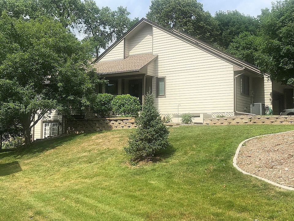 2nd image of 8441 Rice Lake Rd N