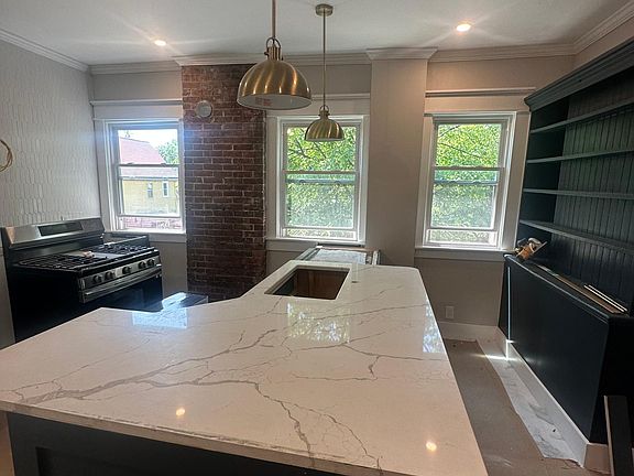 2nd image of 495 Breckenridge St #2
