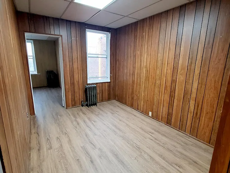 2729 Ashland Ave — Photo 16