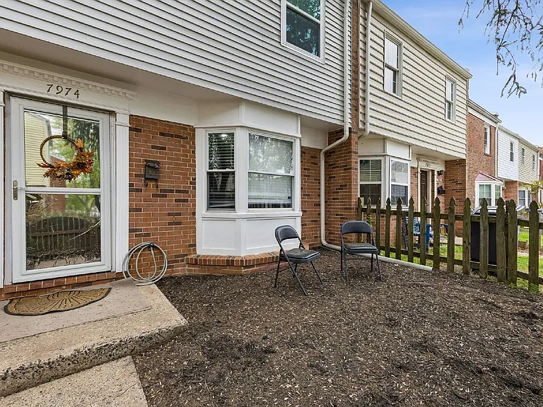 7974 Community Dr — Photo 1