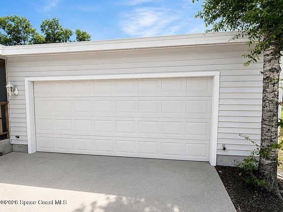 2nd image of 581 Borraclough Ave NW