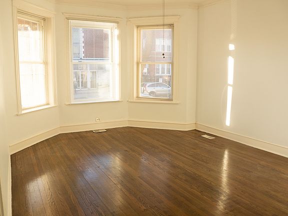 2nd image of 6237 S Eberhart Ave #1