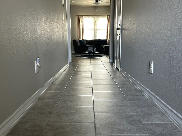 105 Aruba Dr — Photo 7