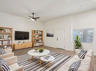 North Glen 38, Phoenix, AZ 85051