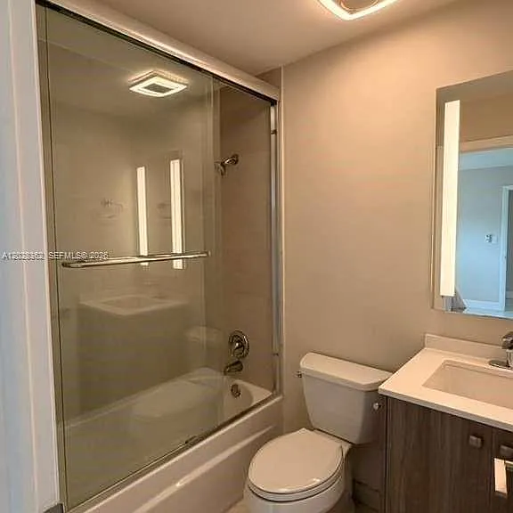 800 S Dixie Hwy #203 — Photo 6