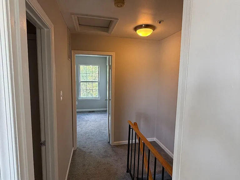 6769 Milltown Ct — Photo 18