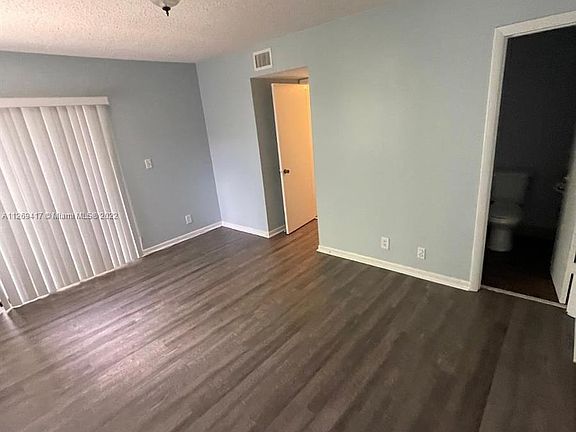 5th image of 167 Wimbledon Lake Dr #1677