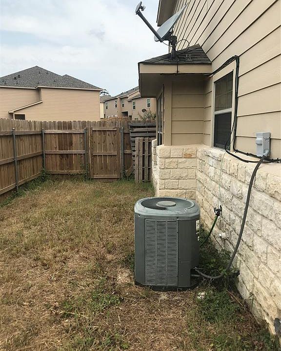 1st image of 137 Bolero Way
