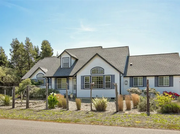 600 Ocean Shores Boulevard SW, Ocean Shores, WA 98569