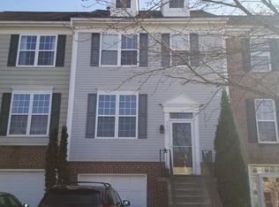 42997 Beachall St, Chantilly, VA 20152