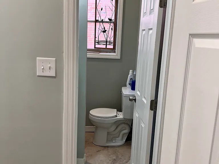1017 McKean St — Photo 2