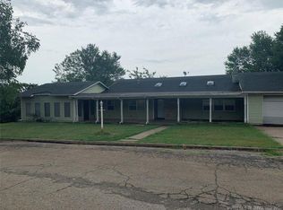 518 N Grand Ave, Drumright, OK 74030