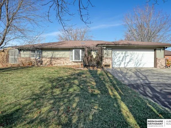 650 Main St, Hallam, NE 68368