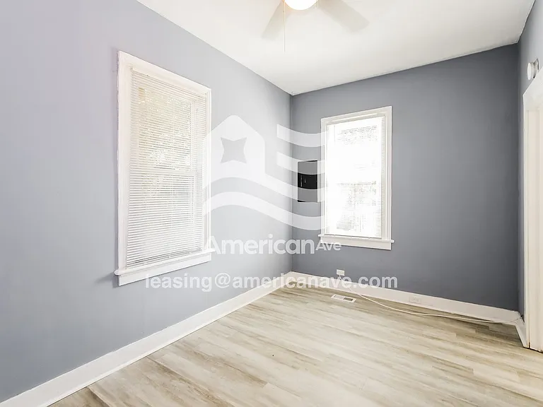 556771_011_wm_-_bedroom_13189098.jpg