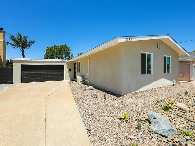 2742 Cowley Way — Photo 3