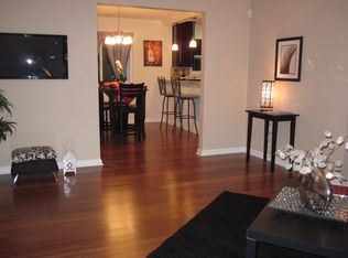 828 Parapet Rd, Chesapeake, VA 23323