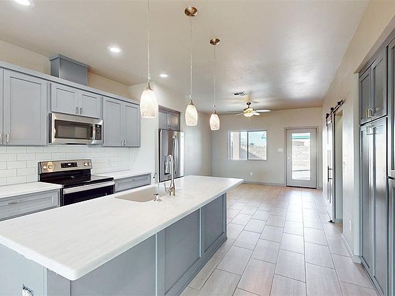 5th image of 14392 E 54th St
