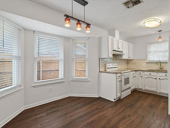 5th image of 4026 Northwood Dr