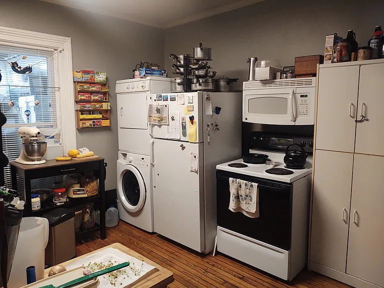609 E Water St #W — Photo 7