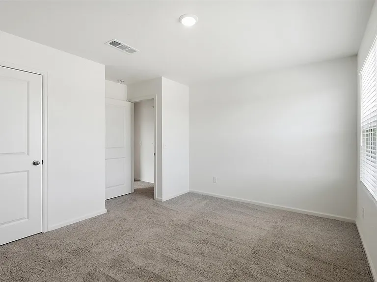 3892 Sunbird Creek Trl — Photo 11
