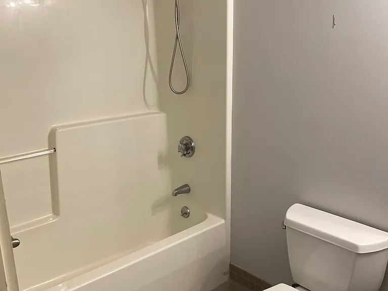 534 Commonwealth Ave #3H — Photo 6