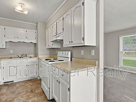 4th image of 203 Hunter Dr APT A