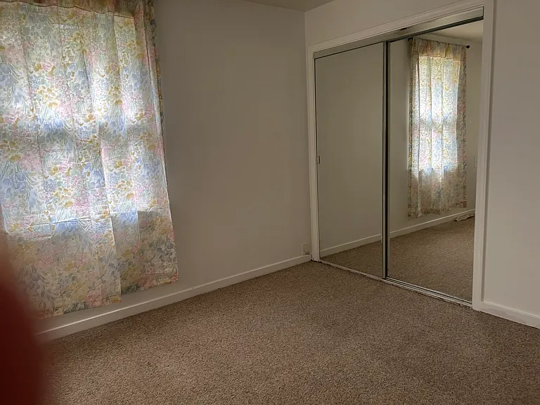 962 Charter Oak Ave — Photo 9