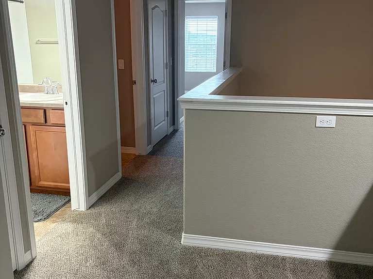 445 Eclipse Dr — Photo 12
