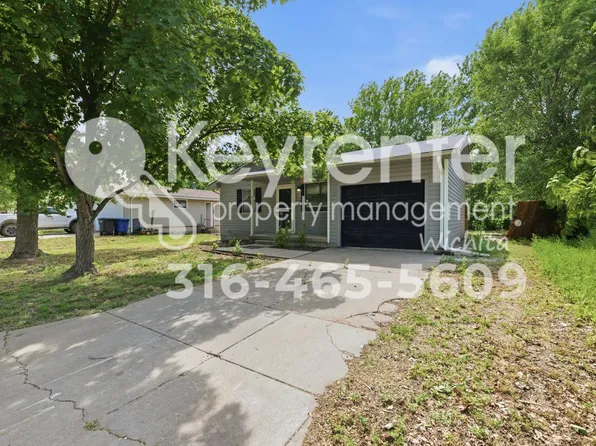 935 Wirth St, Augusta, KS 67010