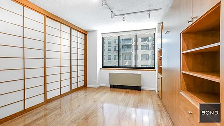 Rented by Bond New York