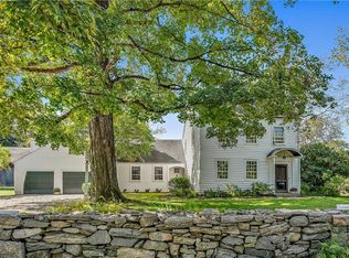 15 Middle Patent Rd, Bedford, NY 10506