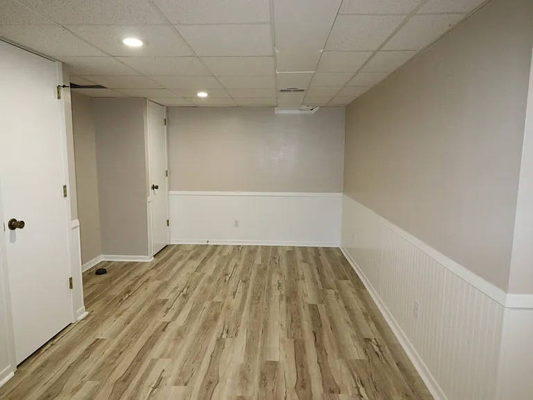2408 S Gladys Ave — Photo 27